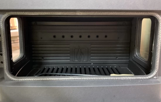 EEK A Design-Gusskaminofen Plamen Authentic 50 Herdplatte, Ext. Zuluft- 12kW – Bild 4